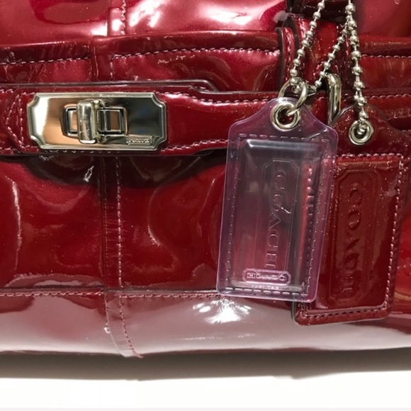 Coach Chelsea Patent Satchel - Picture 2 of 6
